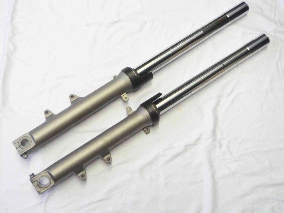 NEU orig Honda Gabel links rechts Gabelbeine CBF1000 SC58 CBF 1000 mit/ohne ABS - Bild 1 von 1