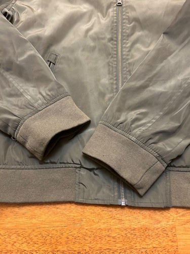 American Eagle Outfitter Men's Lightweight Bomber Jacket Technical Outerwear MED - Picture 2 of 7