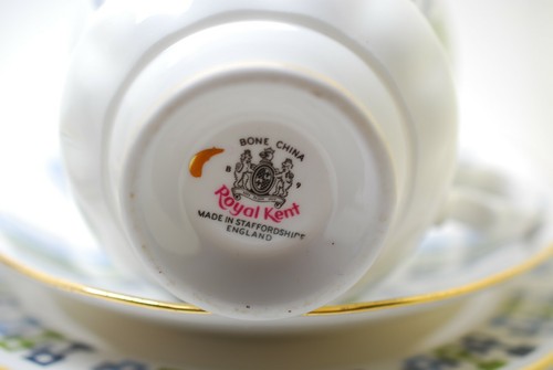 Retro 1970s Tea Cup Plate & Saucer Royal Kent Geometric Pattern - Picture 4 of 11
