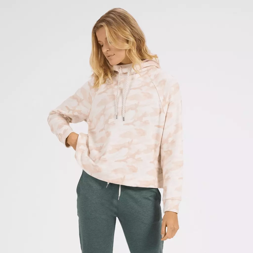vuori 100% organic cotton beach camo peach hoodie