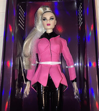 Black Ice VICTOIRE Roux NRFB 2021 Obsession Convention Integrity Toys LE 700