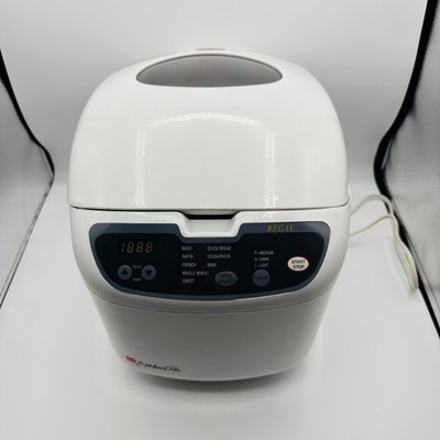 Regal Kitchen Pro K6725 2 LB Bread Maker Machine Good Condition & Works Well