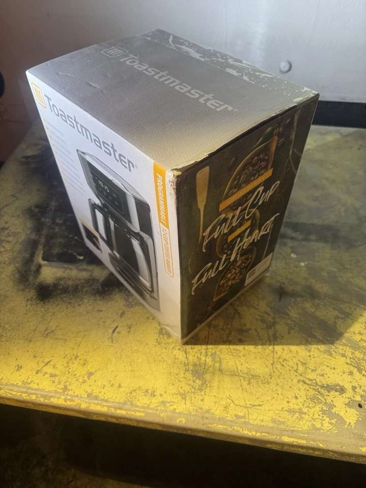 Toastmaster Cafetera 12 Tazas Programable Incluye Cesta Foto 4 de 4