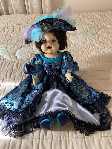 Vintage English Hard Plastic Doll With Beautiful Dress, Hat And Reticle Bag etc. - Picture 10 of 12