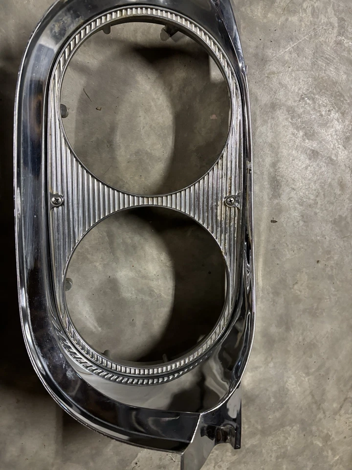 FARO ASSE completo lado izquierdo y derecho Ford Thunderbird 1961 a 1963 usado Foto 2 de 4