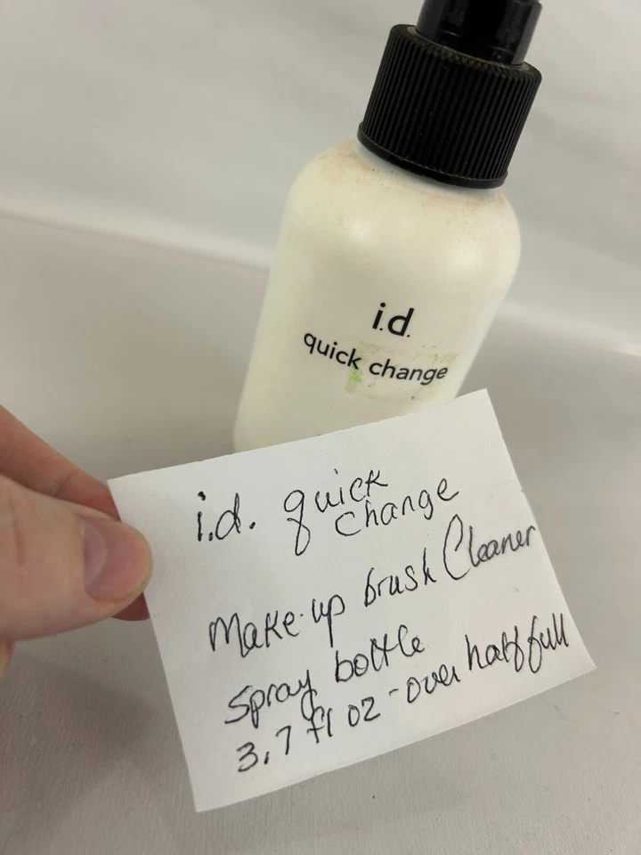 Botella spray limpiador cepillo cambio rápido maquillaje bare Escentuals bareMinerals Foto 3 de 4