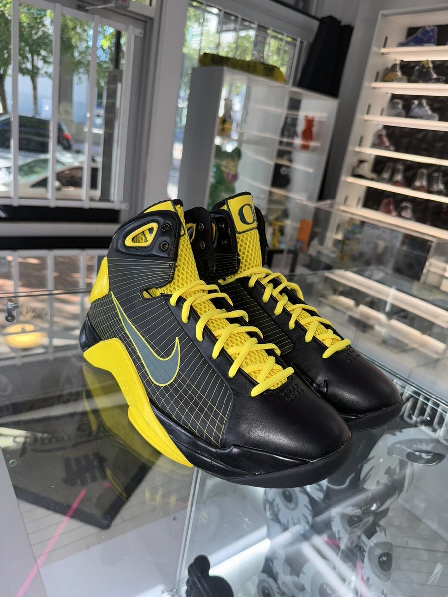 2008 Nike Basketball Hyperdunk Oregon Ducks Player Edition Size 10