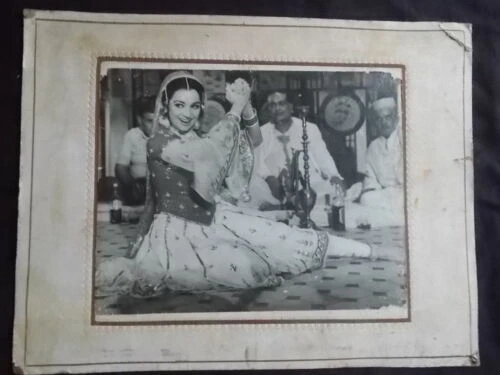 Affiches et posters du XXe siècle et contemporains noirs et blancs en cinéma, Epoque Rétro (1900-1979)