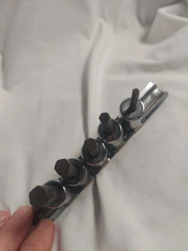 Husky 3/8 in Drive SAE Hex Bit Socket Set 5-Piece - Image 3 of 3