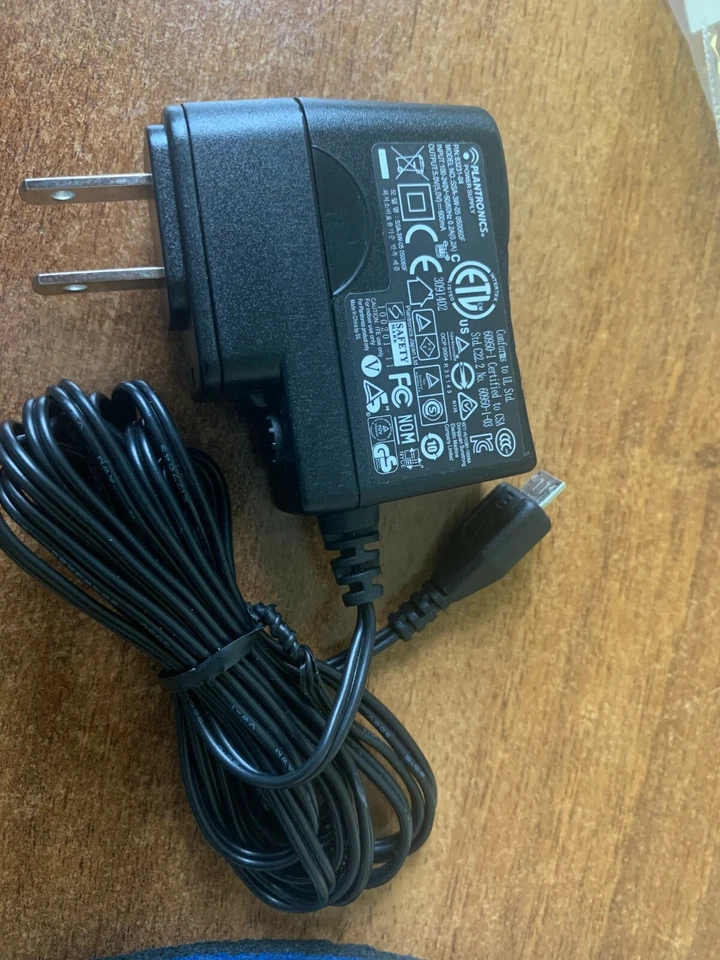 Plantronics BlueTooth Micro USB Charger SSA-3W-05 050035F P/N77394-04 - Image 2 of 4