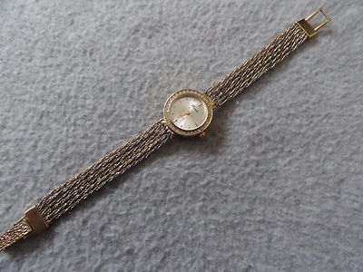Vtg Lucida Cream Dial Diamond Quartz Stainless Steel Ladies Watch New Battery s-l400.jpg main image 4