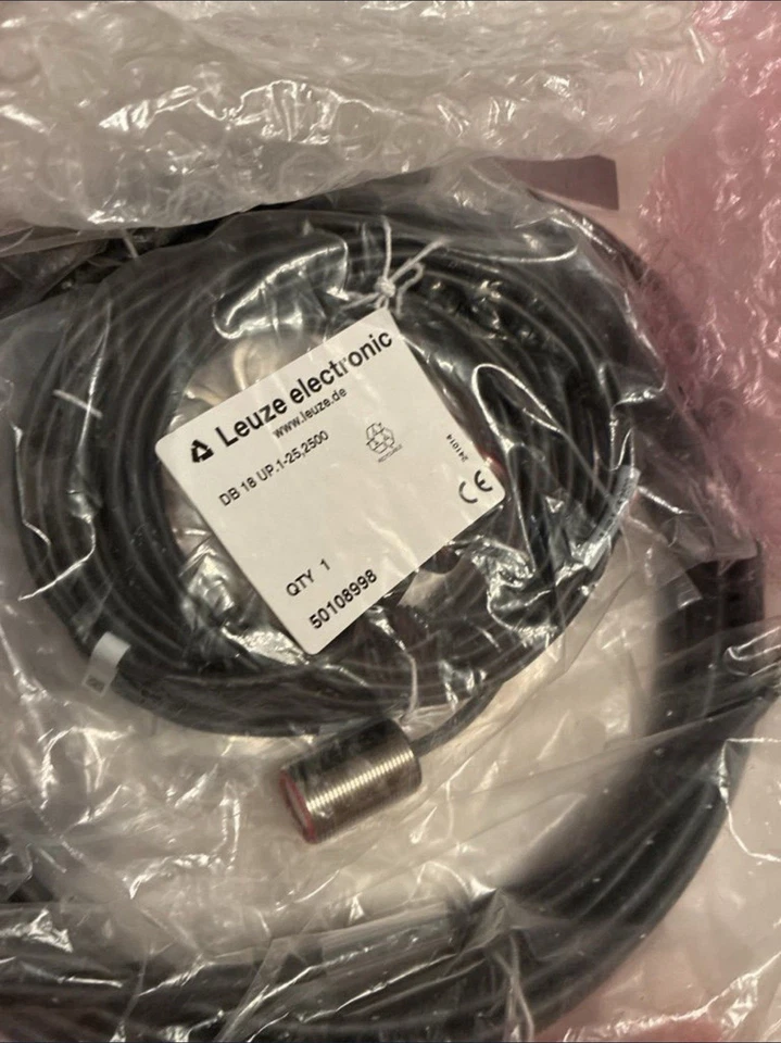 ✅  Leuze DB 18 UP.1-25,2500: Ultrasonic Sensors 50108998 🔥Fast DHL Shipping🔥 ✅ - Photo 2/4