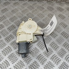 Mercedes-Benz B W246, W242 Vorderer rechter Türfenster Steuermotor A2469065200 Mercedes-Benz B W246, W242 Vorderer rechter Türfenster Steuermotor A2469065200