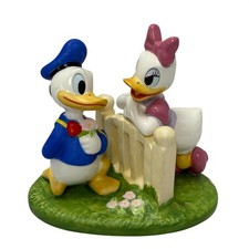 Disney Donald and Daisy Duck Flirting In Love Figurine Vintage