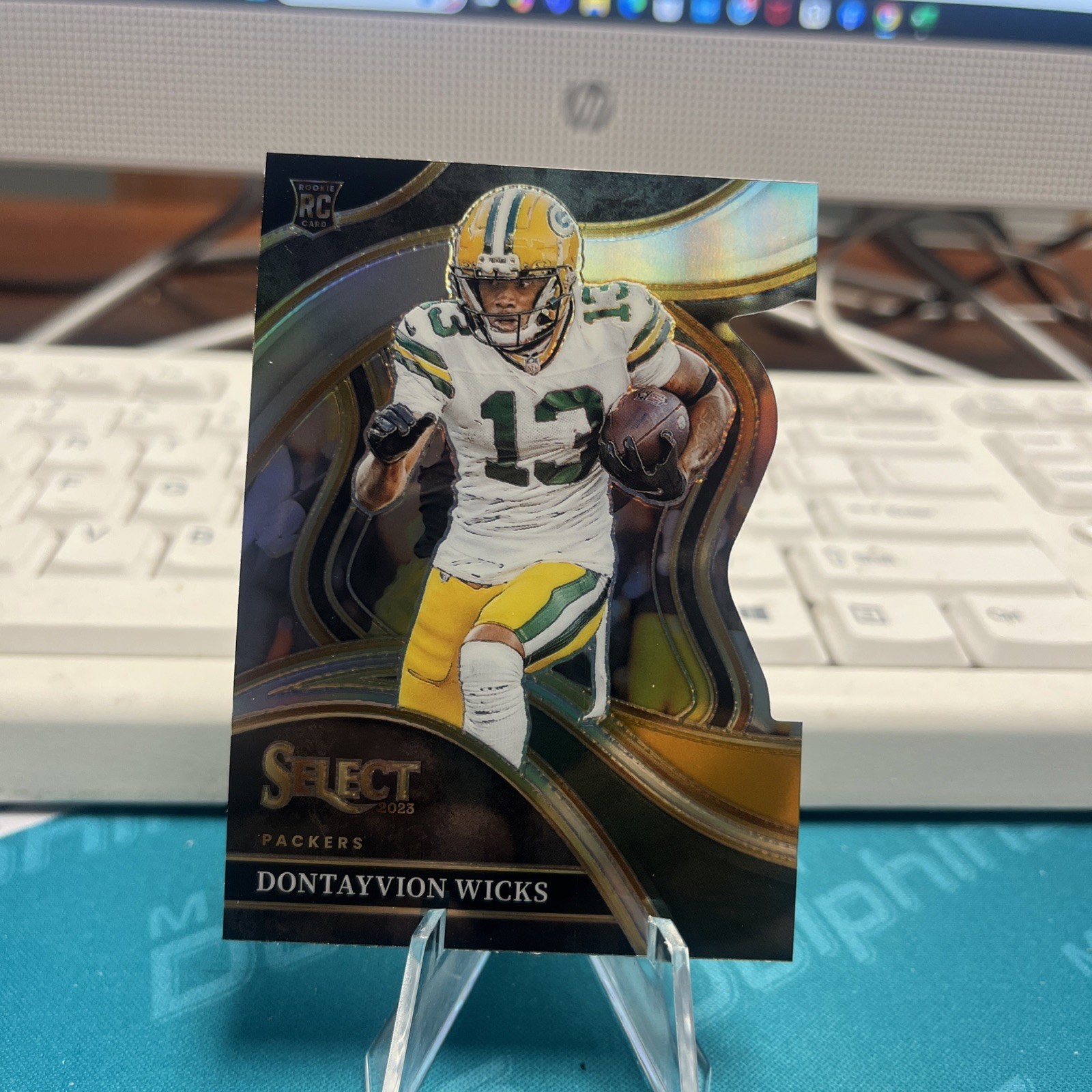 🏈2023 Select #271 Dontayvion Wicks Club Black/Green DieCut Prizm (RC) PACKERS🏈