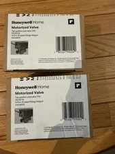 2 HONEYWELL MOTORIZED VALVE V8043E1012