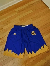 UM-Kansas City Roos NCAA Adidas Men's Game Worn Basketball Shorts Size L
