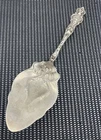 Wallace Antique Sterling Silver Irian Pattern Pie Server