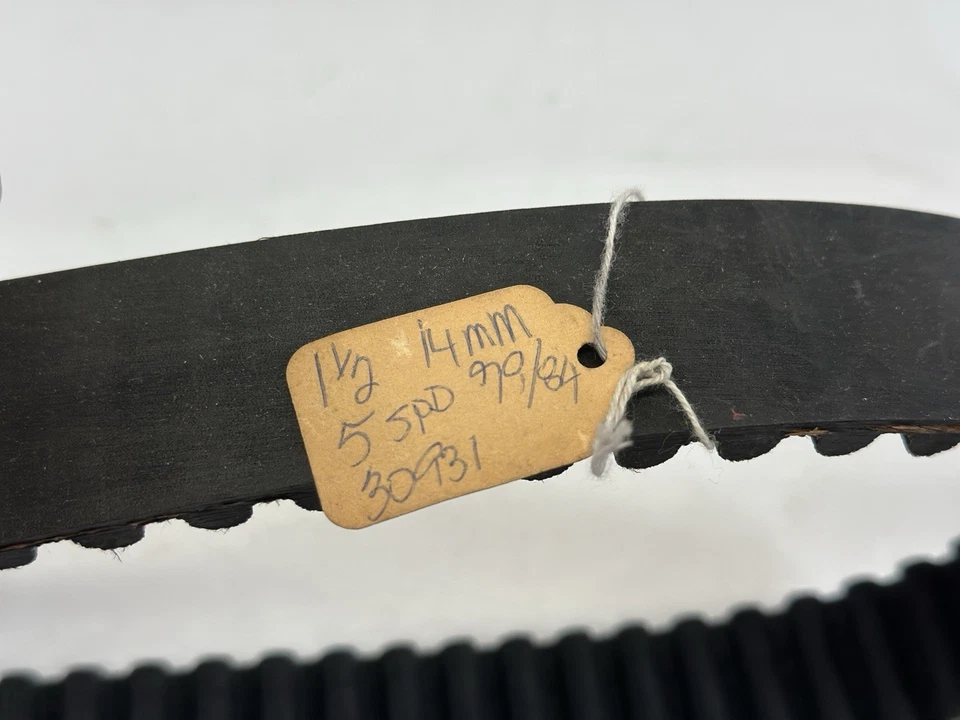 "Correa de transmisión primaria Gates 30931 1,5 pulgadas 77 t 14 mm 1 1/2"" 77 dientes 79-84 Harley nueva en stock" Foto 3 de 4