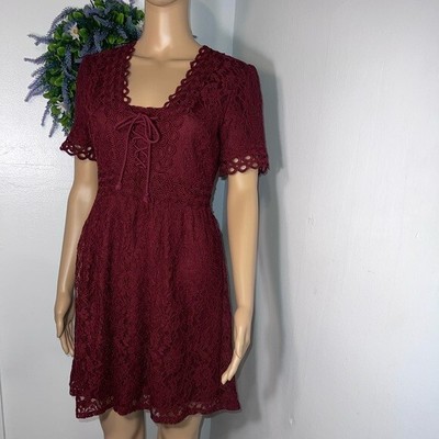 Francesca s, S, embroidered/ lace short sleeve, square neck lace tie chest mini