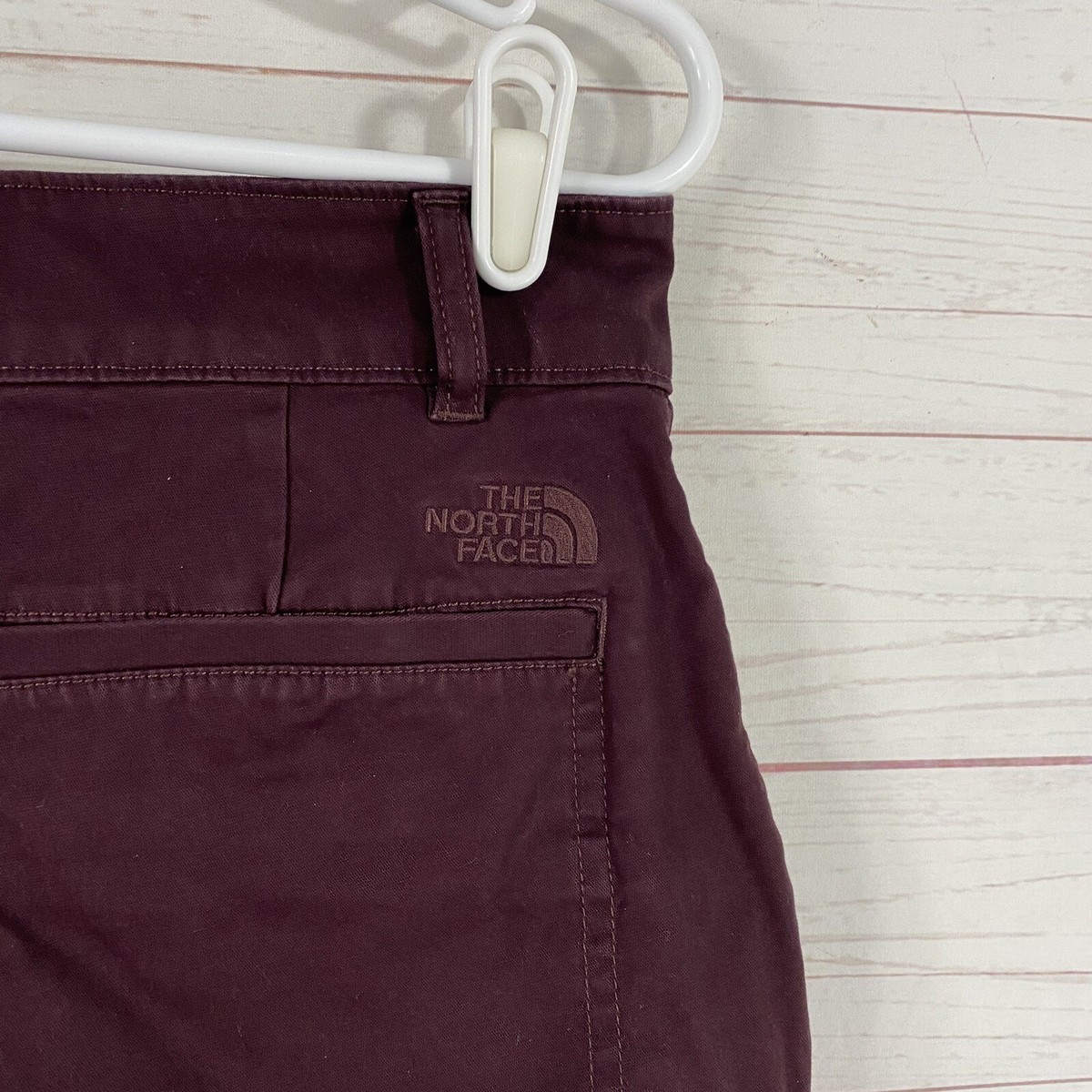 The North Face Womens Cropped Chino Pants Sz 8 Purple Stretch