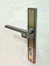 MANIGLIA OTTONE BRONZATO  FORO YALE  PER PORTE INTERNE CON PLACCA   GRA
