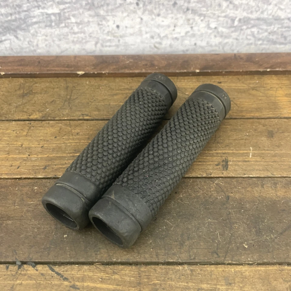 Винтажные ручки ATI для горного велосипеда США плоская планка ямочки 80-е 90-е MTB ATB США разрезы - Изображение 3 из 4