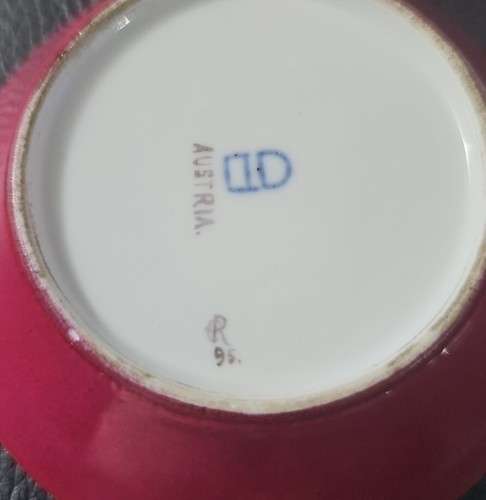ANTIQUE.RARE.AUSTRIAN SMALL PLATE/DISH.SIGNED. - Picture 6 of 6