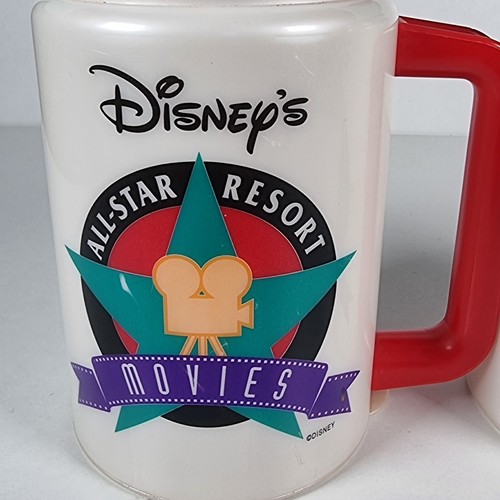 Disney All Star Resort Filme Plastikbecher mit Henkel Vintage - Bild 12 von 12