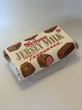 Original Sealed 1960's NEILSON'S JERSEY MILK TREASURES Chocolate Candy Bar Rare!