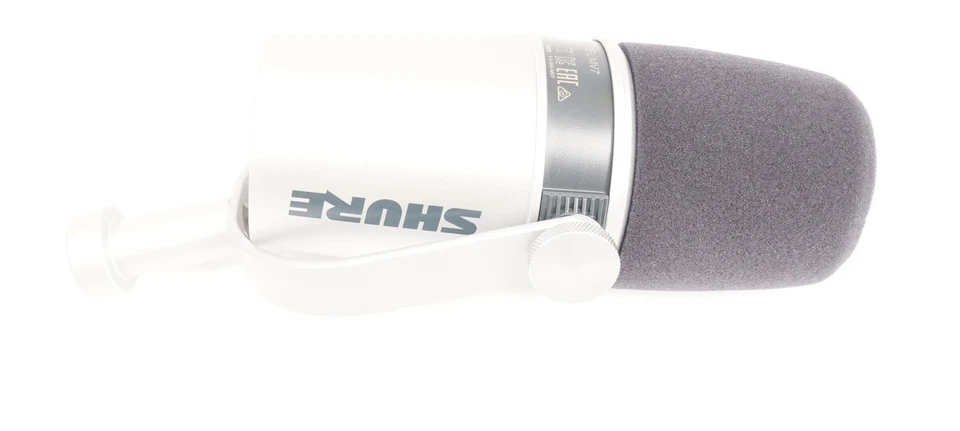 Shure MV7 MFi Certified Podcast Microphone with USB and XLR outputs (Silver) - Image 4 of 4