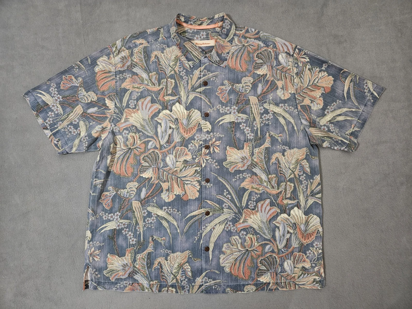 Tommy Bahama Hawaiian Shirt Mens XL Floral 100% Silk Beach All Over Print