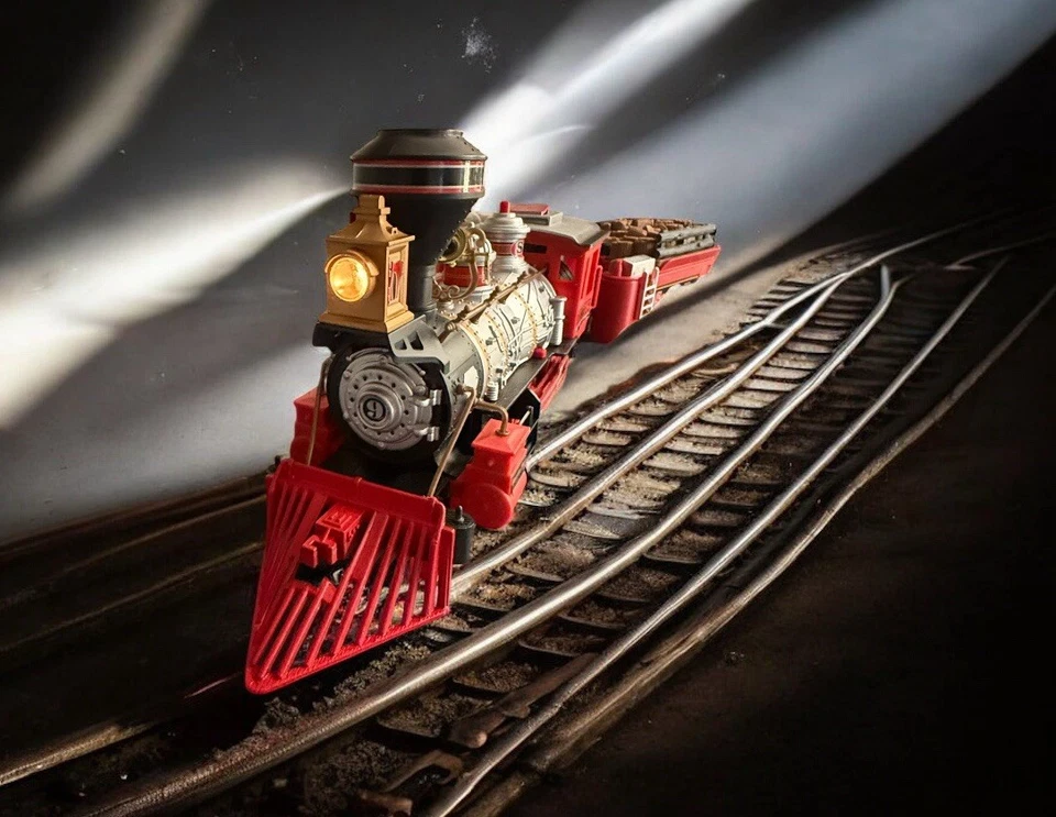 New Bright Santa Fe Locomotive 189 Coal Tender Caboose Coach Box Car G Scale - Image 3 of 4