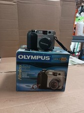 Olympus CAMEDIA C-3000 Zoom 3.3MP Digital Camera with 2 Memory Cards
