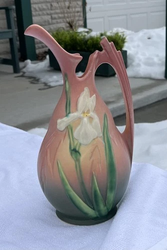 Roseville  1939 Rose Pink Iris Art Pottery