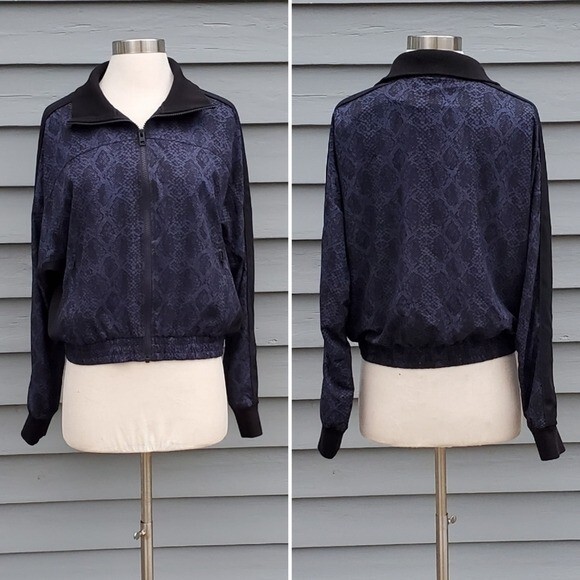 Athleta Brooklyn Snake Python Print Blue Black Tr… - image 2