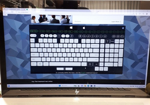 HP Envy 17" Laptop i7-7500U 2.7GHz 12GB 512GB SSD Win 11 NVIDIA Geforce 940MX - Picture 5 of 15