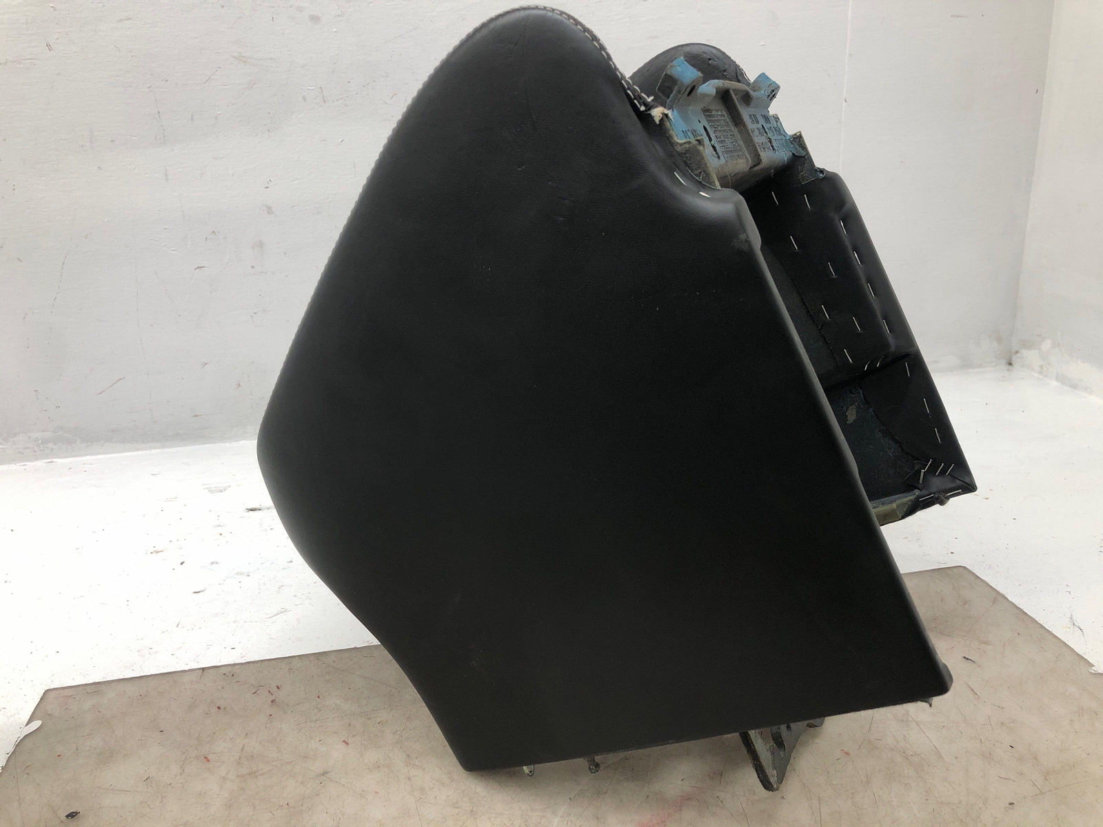 2006-2012 BENTLEY CONTINENTAL REAR CONSOLE END CAP CARRIER 3W5864344A *INDENTS*