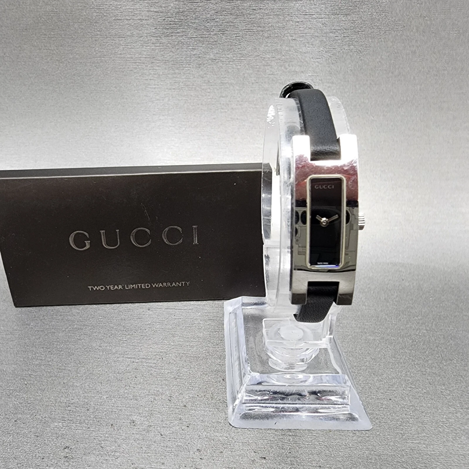 Gucci 3900L Tank Watch Donna 12mm Quadrante Nero Acciaio Rettangolare Batteria Nuova