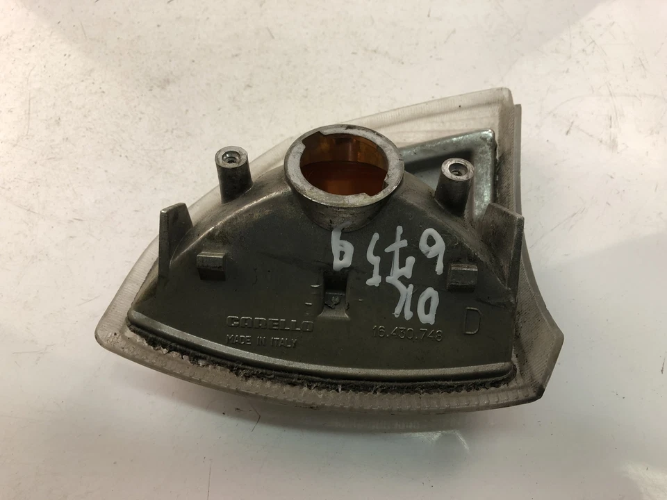VW JETTA II 19E, 1G2, 165 16430748 Front Turn Signal 1990 18089852 - Immagine 3 di 4