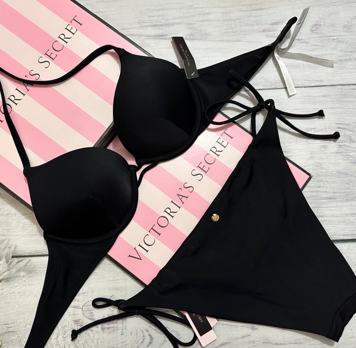 【美品】Victoria’s Secret ビキニ ブラック Victoria's Secret Swim Bombshell Push-Up Side Tie Bikini