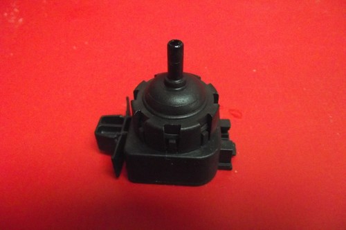 Waschmaschine ZANUSSI ZWD14581W1 Druckschalter