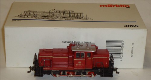 MARKLIN HO, LOCOMOTORA ANALÓGICA DIESEL BR260 417-1 CON TELEX REF.3065, CON CAJA - 第 1/6 張圖片