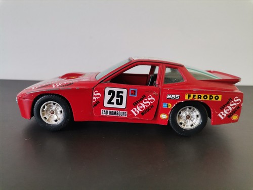 BURAGO 1/24 PORSCHE 924 TURBO - Foto 2 di 9