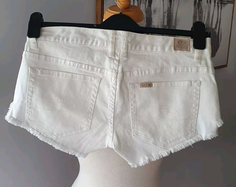 Picture 2 of 3
