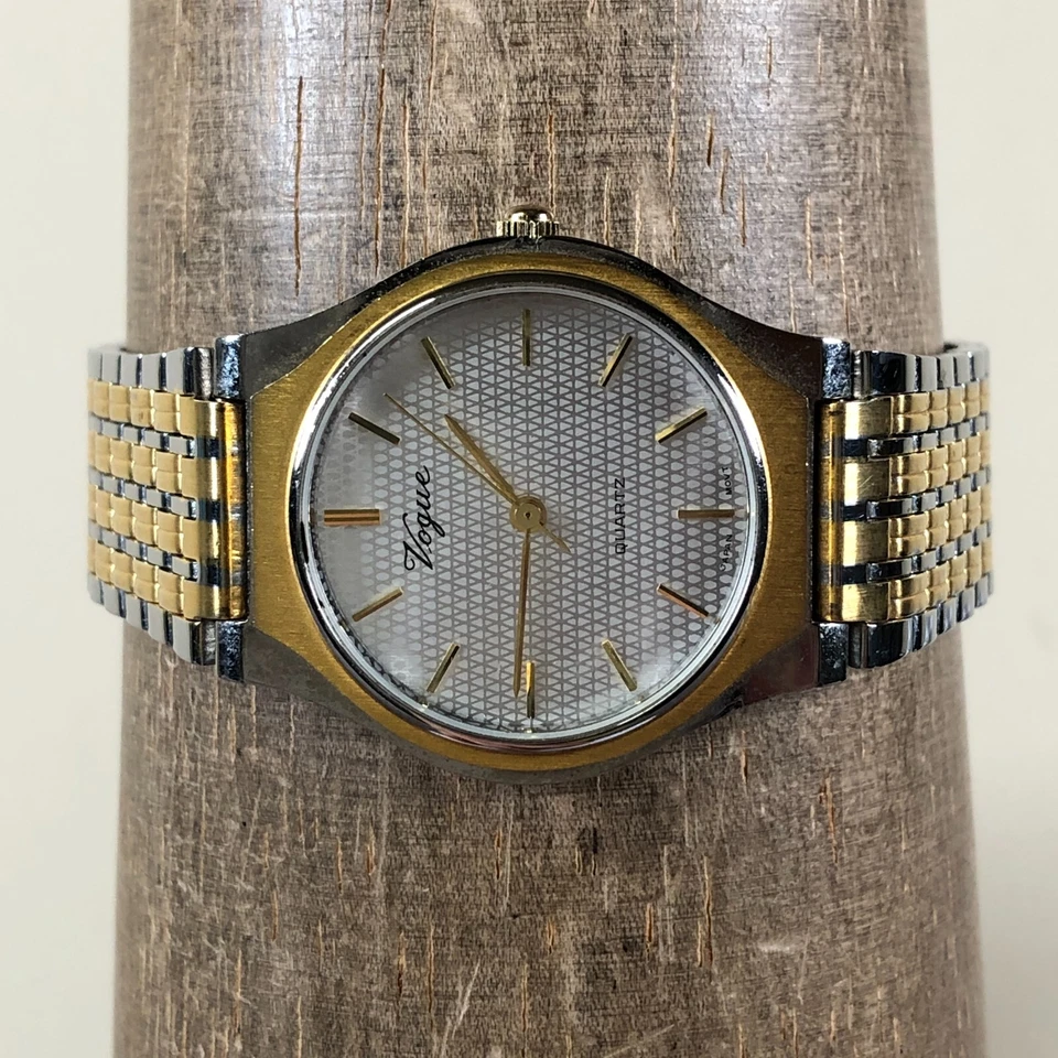 复古 Vogue 女式时尚双色石英模拟 30 毫米手表 7 1/4 — 第 2/4 张图片