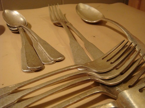 lot of 25 Oneida 1881 Rogers First Colony silverware forks knives spoons - Picture 8 of 10