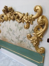 Testata di letto antica del ‘700 in stile Luigi XIV, in legno,Fregi Dorati.