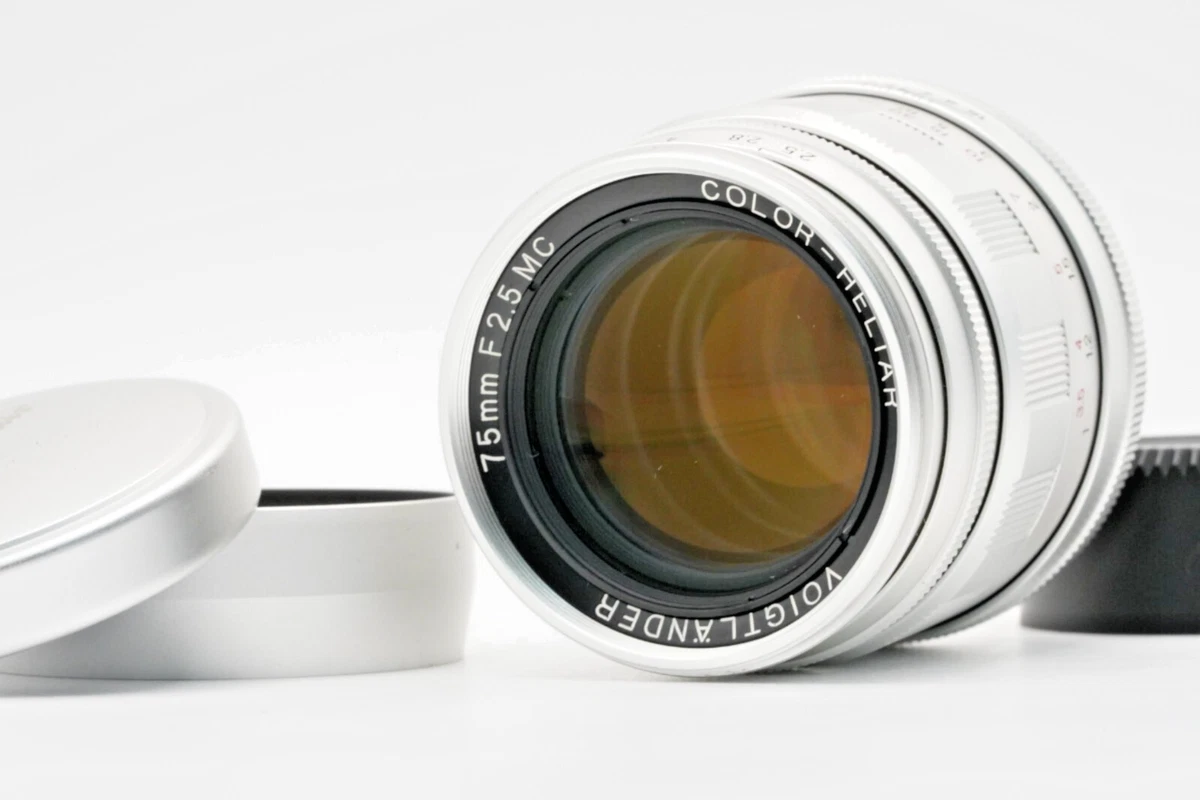 Voigtländer Camera Lenses 75mm Focal f/2.5 Maximum Aperture for