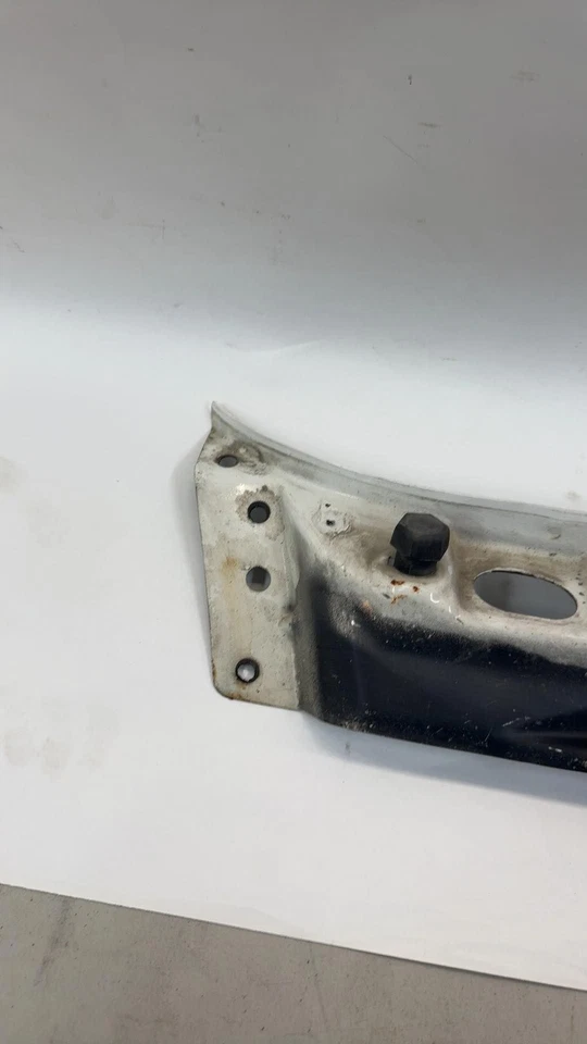 Chrysler PT Cruiser 2006-10 soporte de radiador Foto 4 de 4